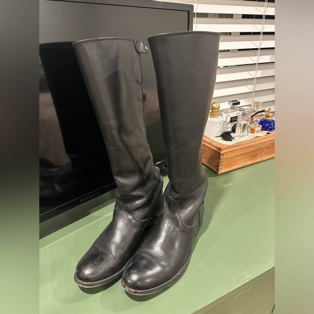 Frye Leather Boots - like new!